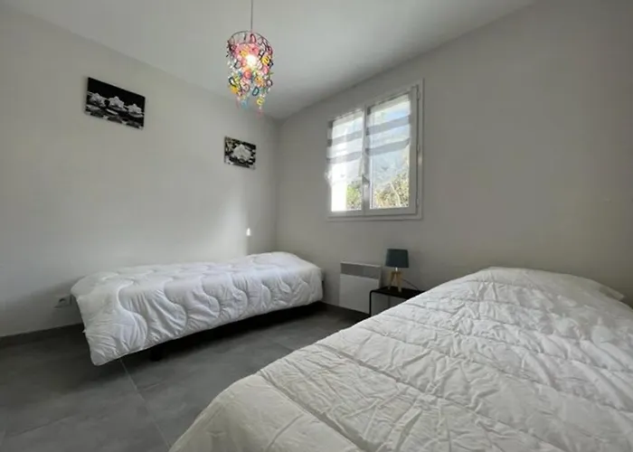 Maison 4 Pieces Avec Jardin Clos Et Wifi A Saint-georges D'oleron - Fr-1-246a-199